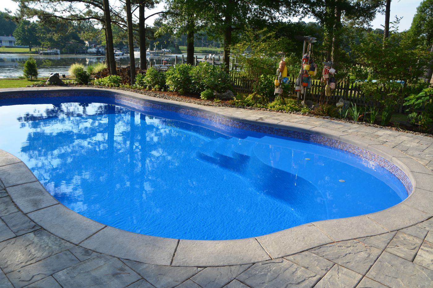 crescent shaped pool